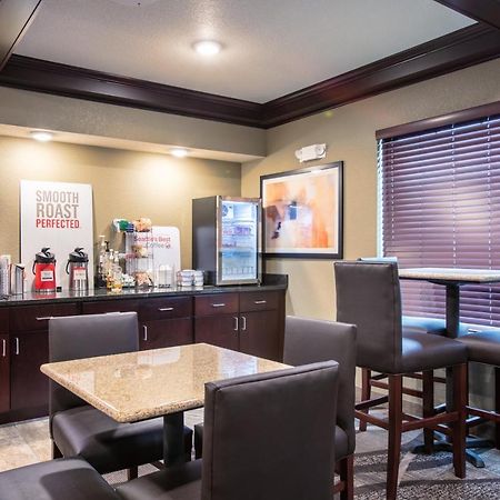 Cobblestone Inn & Suites - Pine Bluffs エクステリア 写真