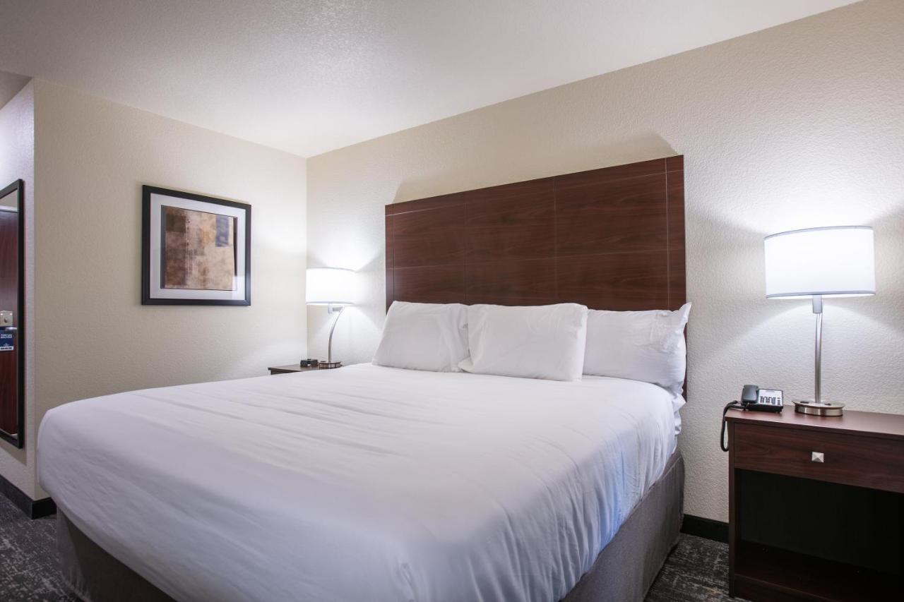 Cobblestone Inn & Suites - Pine Bluffs エクステリア 写真