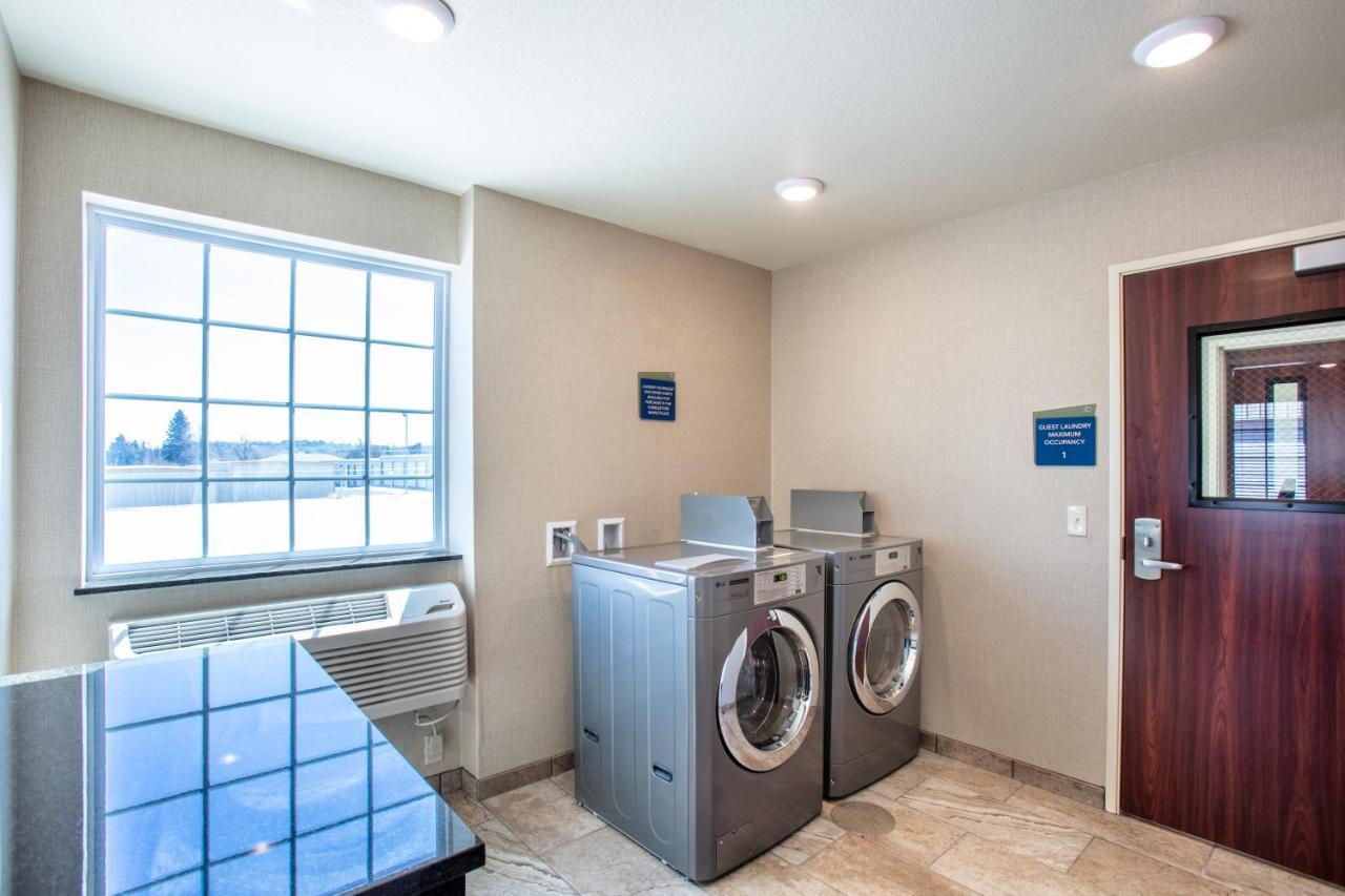 Cobblestone Inn & Suites - Pine Bluffs エクステリア 写真