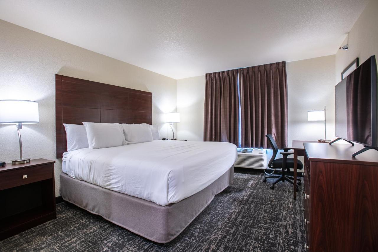 Cobblestone Inn & Suites - Pine Bluffs エクステリア 写真