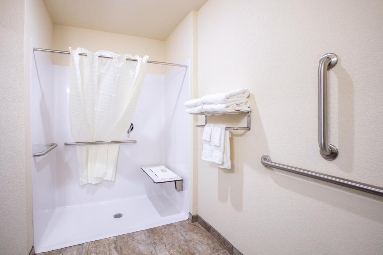 Cobblestone Inn & Suites - Pine Bluffs エクステリア 写真