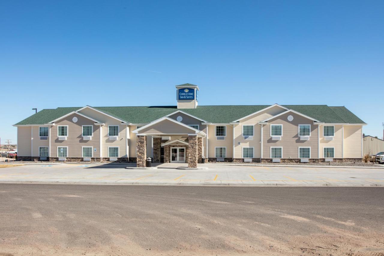 Cobblestone Inn & Suites - Pine Bluffs エクステリア 写真