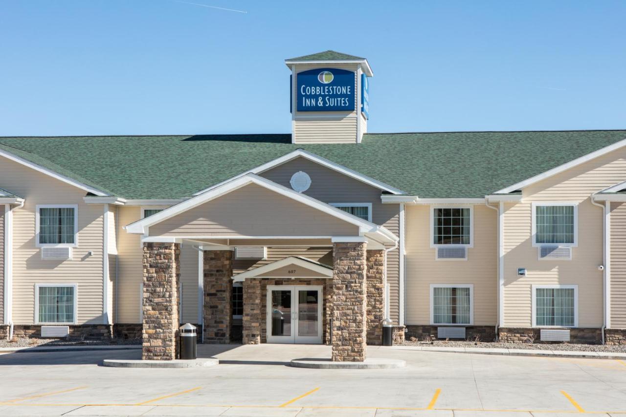 Cobblestone Inn & Suites - Pine Bluffs エクステリア 写真