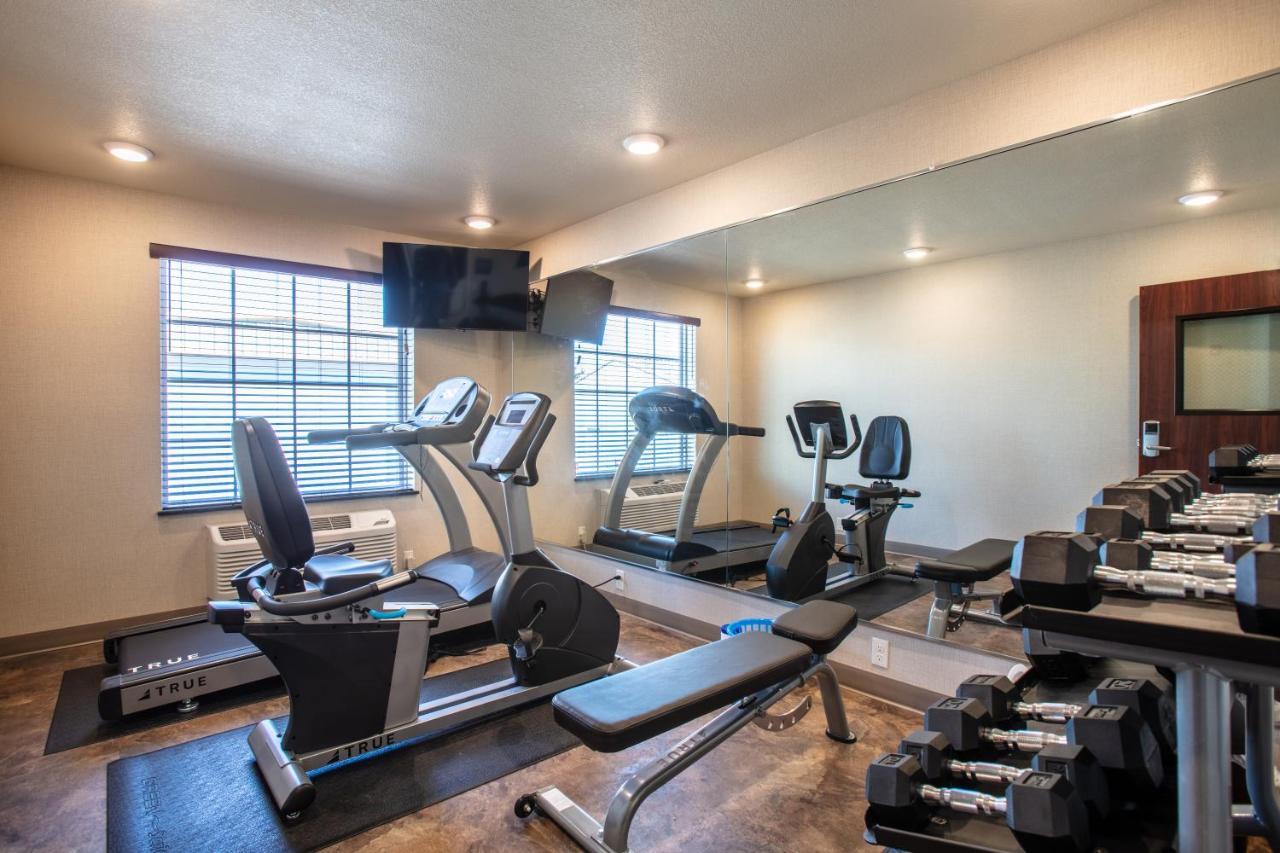 Cobblestone Inn & Suites - Pine Bluffs エクステリア 写真